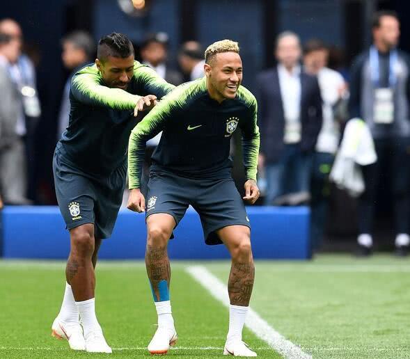 复出分歧：哥斯达黎加队主力球员伤愈复出备战国际赛