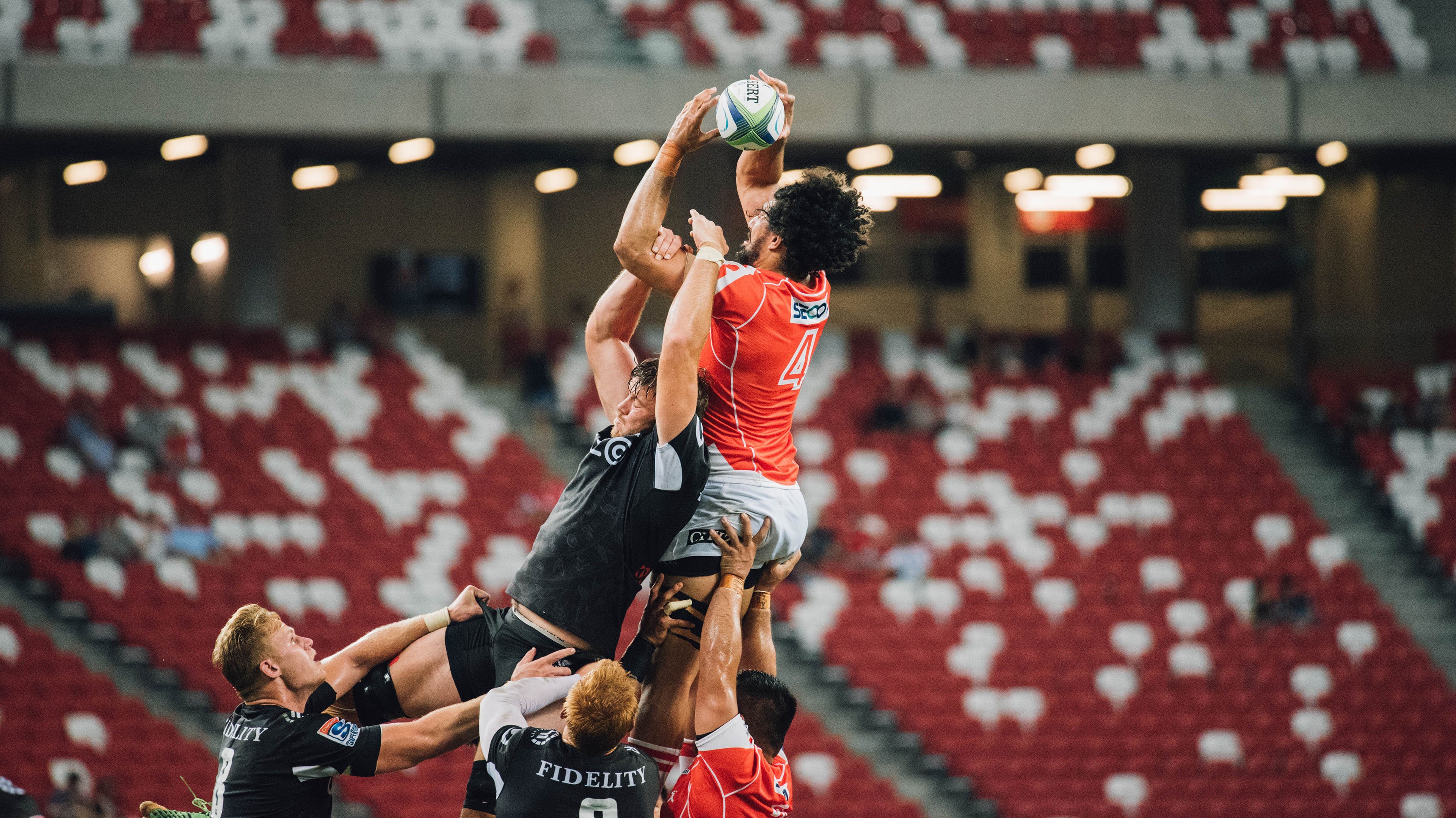 拉文大场面先生本色尽显，湖人攻防一体碾压山西队